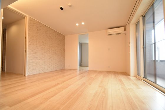 �y���̑������E�X�y�[�X�z�@