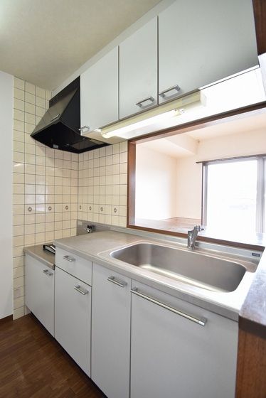 �y�L�b�`���z�@