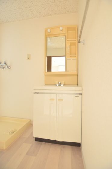 �y���ʏ��z�@