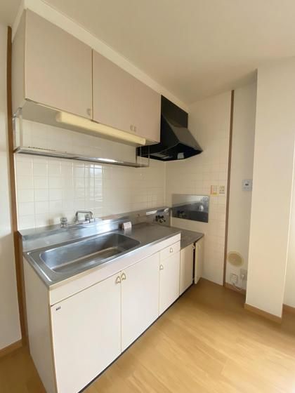 �y�L�b�`���z�@