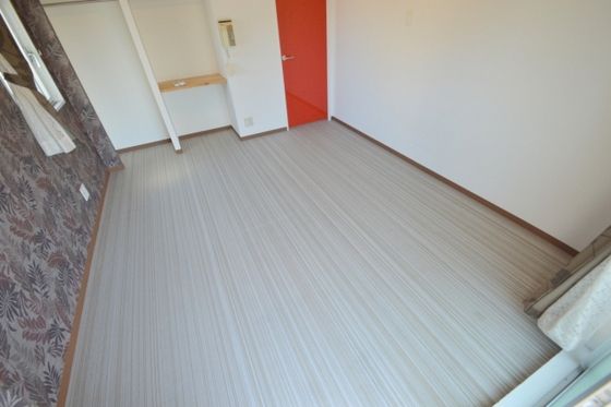 �y�����E���r���O�z�@�����S�ʃ��m�x�[�V����