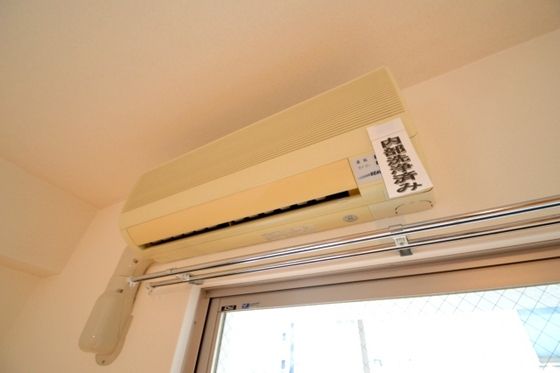 �y���̑��z�@�G�A�R��