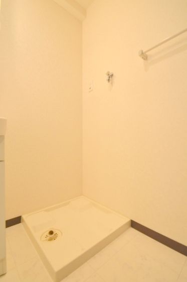 �y���̑��ݔ��z�@��������@�u��