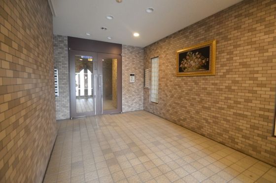 �G���g�����X