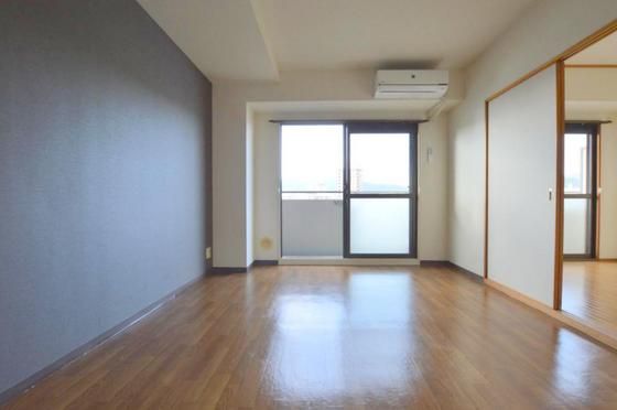 �y�����E���r���O�z�@LDK11��