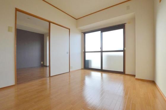 �y���̑������E�X�y�[�X�z�@6��������