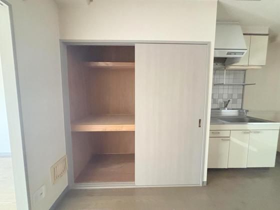 �y���[�z�@