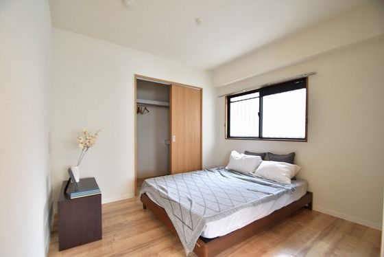 �y���̑��ݔ��z�@