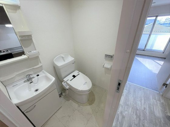 �y�g�C���z�@