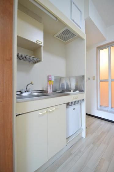 �y�L�b�`���z�@