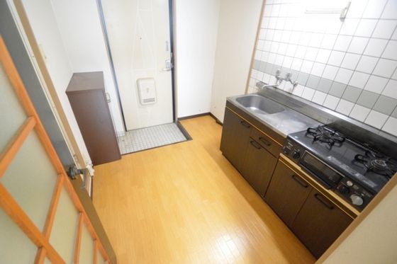 �y�L�b�`���z�@