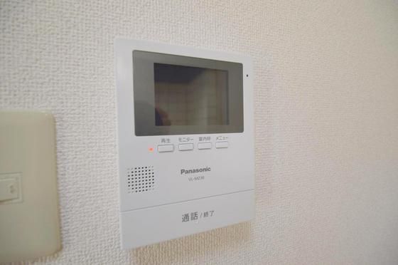 �y�Z�L�����e�B�z�@���j�^�[�t�H���֕ύX�ς�