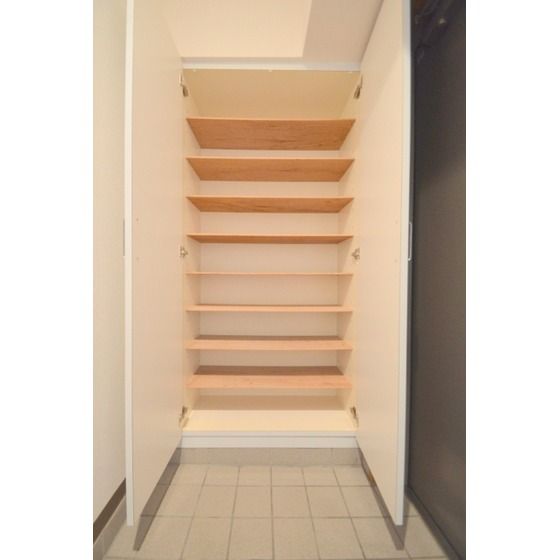 �y���ցz�@�V���[�Y�{�b�N�X����e�ʂł���