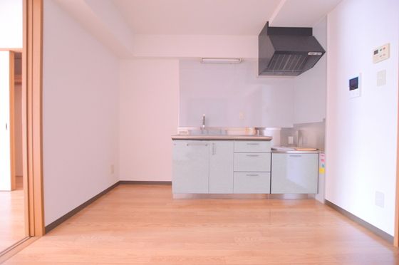 �y�����E���r���O�z�@DK6.4��(^O^)