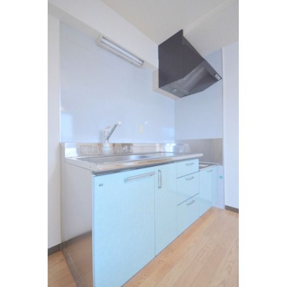 �y�L�b�`���z�@2���R�����ݒu���Y��ȃL�b�`���ł�(^O^)