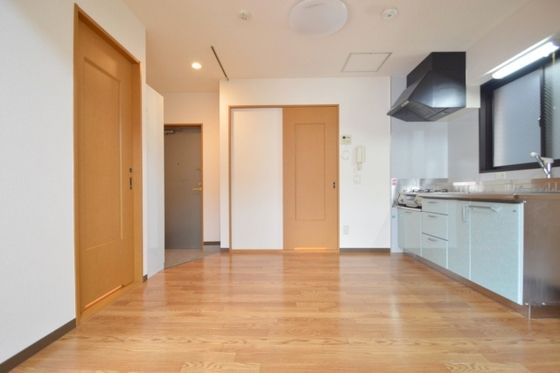 �y�L�b�`���z�@�_�C�j���O��6.1���E2���R�����̍L�X�L�b�`����