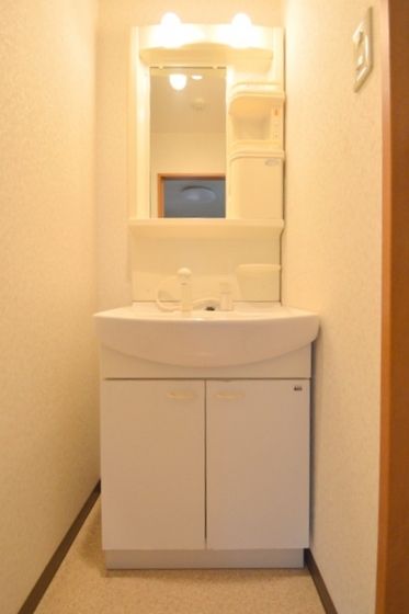 �y���ʏ��z�@�Ɨ����ʒE�ߏꁕ��������@�u��