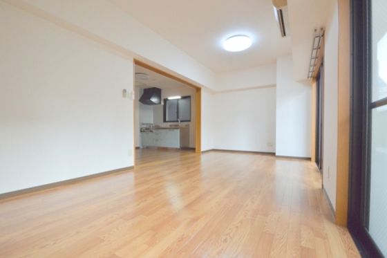 �y�����E���r���O�z�@�m���t���[�����O11.4���A�x�b�h���\�t�@���������z�u�_(^o^)�^