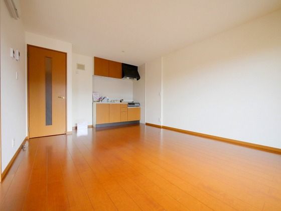 �y�����E���r���O�z�@