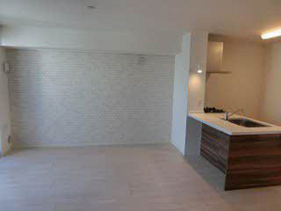 �y�����E���r���O�z�@