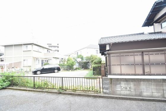 �y���]�z�@