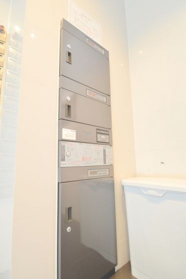 ��������z�{�b�N�X��