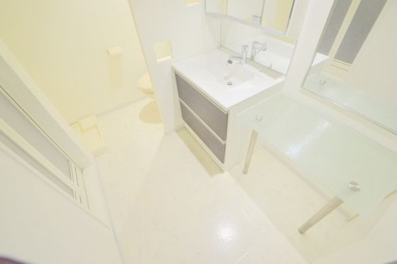 �y���ʏ��z�@�Ɨ����ʒE�ߏ�