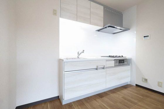 �y�L�b�`���z�@