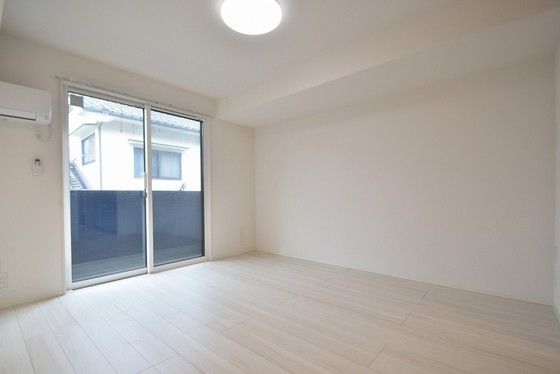 �y���̑������E�X�y�[�X�z�@