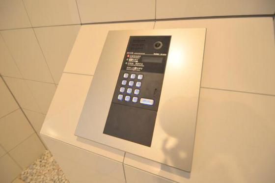 �I�[�g���b�N����