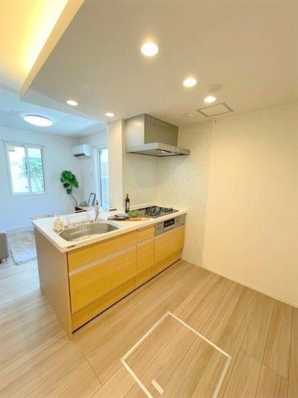 �y�L�b�`���z�@