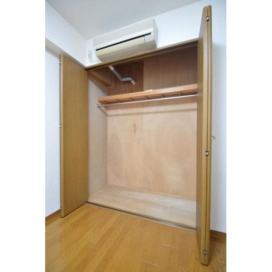 �y���[�z�@�N���[�[�b�g