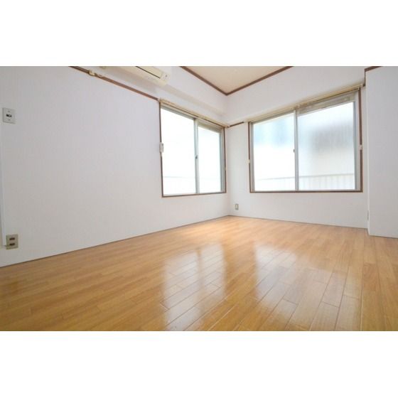 �y�����E���r���O�z�@�m��6��