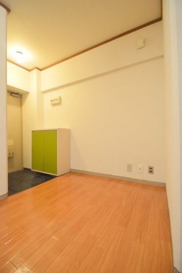 �y���̑������E�X�y�[�X�z�@�I�[���t���[�����O1�k�c�j