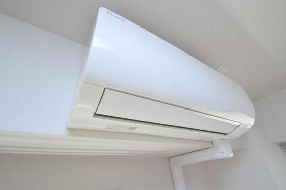 �y���̑��ݔ��z�@�G�A�R��1��t��