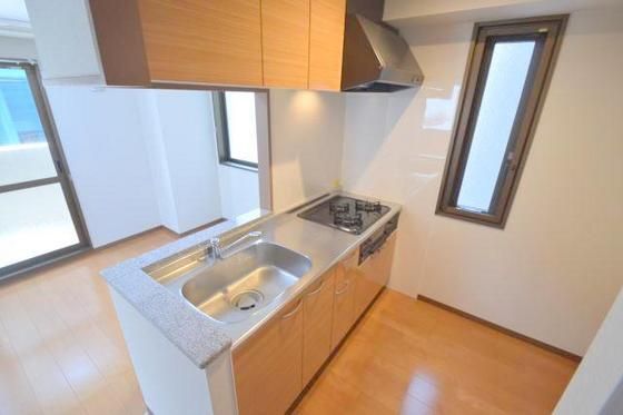 �y�L�b�`���z�@�K�X3���V�X�e���̃J�E���^�[�L�b�`��