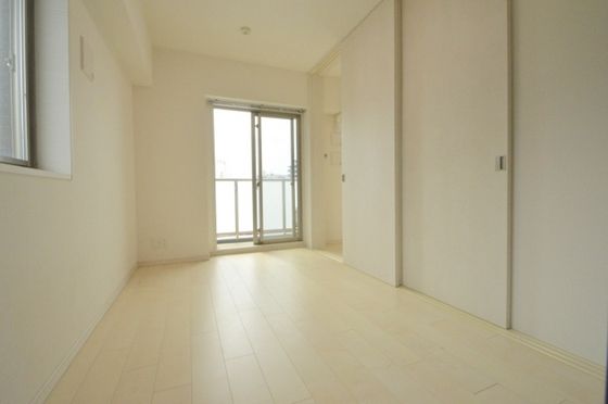 �y���̑������E�X�y�[�X�z�@