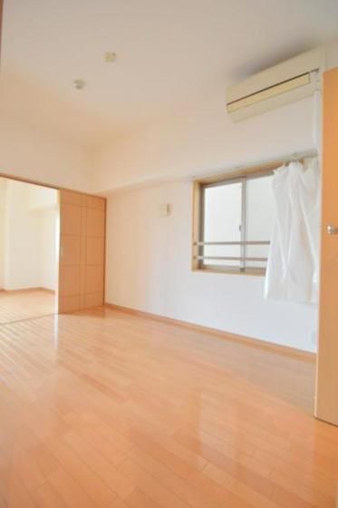 �y���̑������E�X�y�[�X�z�@