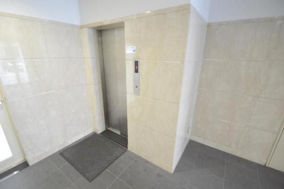 �G���x�[�^�[