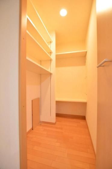 �y���[�z�@�L�X�E�H�[�N�C���N���[�[�b�g�����ߎ�ł��I