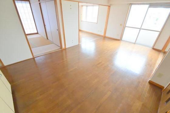 �y�����E���r���O�z�@�L�X���r���O