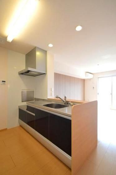 �y�L�b�`���z�@