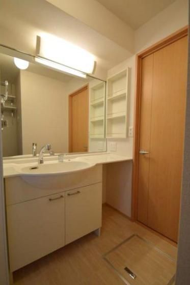 �y���ʏ��z�@