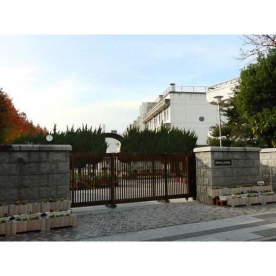 �y���Ӂz�@���w�Z