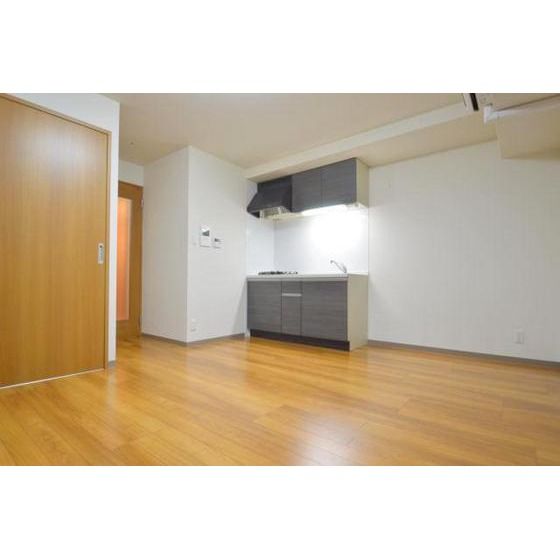 �y�����E���r���O�z�@���r���O10.4��