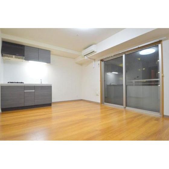 �y�����E���r���O�z�@���r���O10.4��