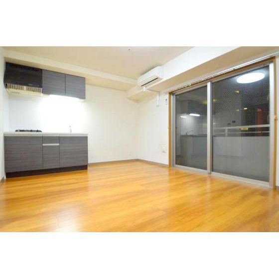 �y�����E���r���O�z�@���r���O10.4��