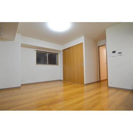 �y�����E���r���O�z�@���r���O10.4��