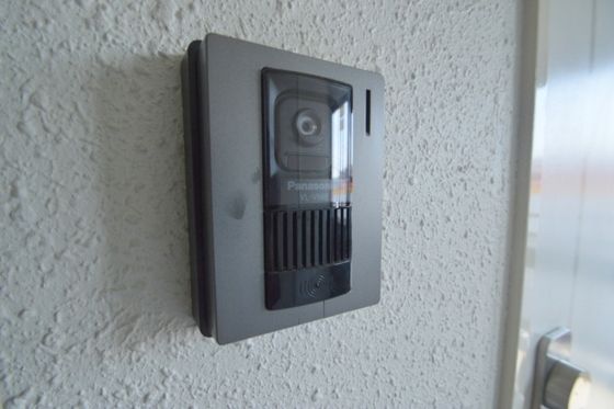 �y�Z�L�����e�B�z�@