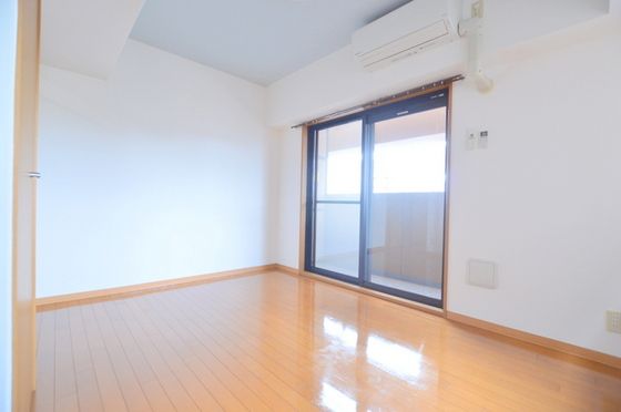 �y���̑������E�X�y�[�X�z�@